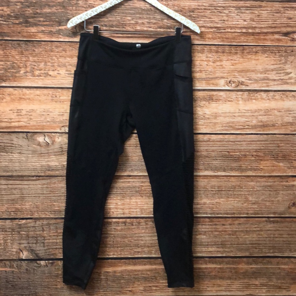 Free Country Free 2 be Black Leggings - Picture 4 of 8
